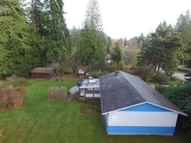 Breakfast Nook Photo of 33875 Richards Avenue, Mission, BC