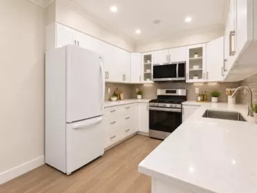 Kitchen Island Photo of 17 7140 132 Street, Surrey, BC