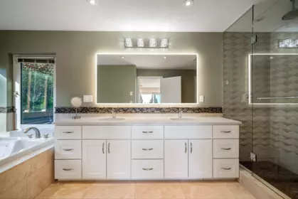 Mudroom Photo of 1562 Pinecrest Drive, West Vancouver, BC