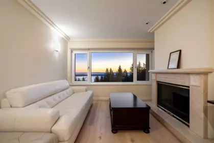 Outdoor Deck Photo of 1562 Pinecrest Drive, West Vancouver, BC