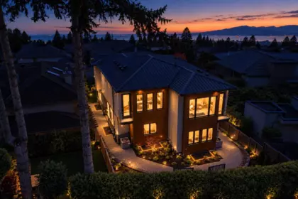2378 Marine Drive, West Vancouver, BC, West Vancouver — Half Duplex for sale