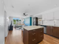 308 85 Eighth Avenue, New Westminster, BC