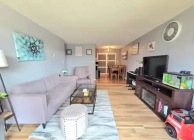107 170 E 3rd Street, North Vancouver, BC, North Vancouver — Apartment/Condo for sale