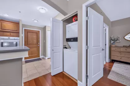 Powder Room Photo of 213 5770 Oak Street, Vancouver, BC