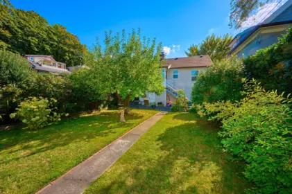 Office / Den Photo of 81 E 19th Avenue, Vancouver, BC