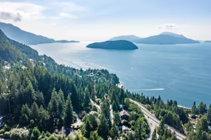 475 Bayview Road, Lions Bay, BC, Lions bay — Single Family Residence for sale