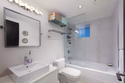 Primary Bathroom Photo of 1931 E 7th Avenue, Vancouver, BC