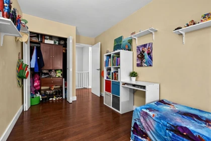 Powder Room Photo of 16 9151 Forest Grove Drive, Burnaby, BC