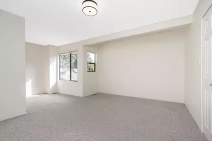 Entry Foyer Photo of 1768 Lilac Drive, Surrey, BC