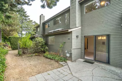 Garden / Landscaping Photo of 1768 Lilac Drive, Surrey, BC