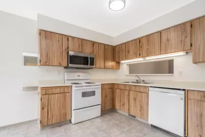 Kitchen Island Photo of 1768 Lilac Drive, Surrey, BC