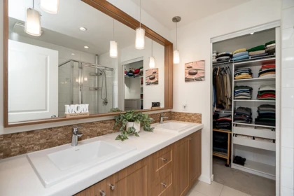 Powder Room Photo of 3 8476 207a Street, Langley, BC