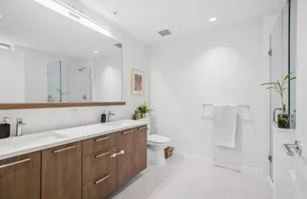 Office / Den Photo of 105 625 E 3rd Street, North Vancouver, BC