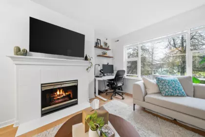 210 5281 Oakmount Crescent, Burnaby, BC, Burnaby — Apartment/Condo for sale