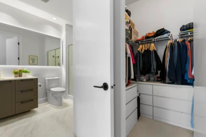 Guest Bathroom Photo of 216 13933 105 Boulevard, Surrey, BC