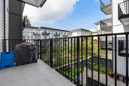 Hallway Photo of 216 13933 105 Boulevard, Surrey, BC