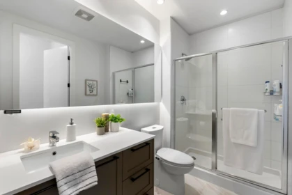 Powder Room Photo of 216 13933 105 Boulevard, Surrey, BC