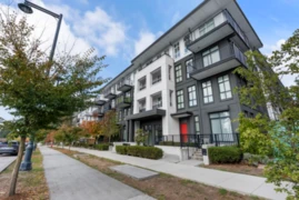 216 13933 105 Boulevard, Surrey, BC