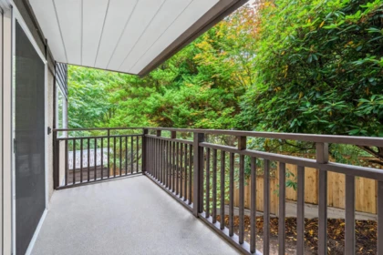 Office / Den Photo of 403 555 W 28th Street, North Vancouver, BC