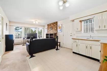 Mudroom Photo of 2168 E 27th Avenue, Vancouver, BC