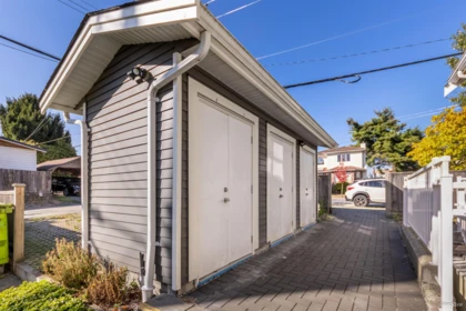 Front Yard Photo of 5003 Chambers Street, Vancouver, BC