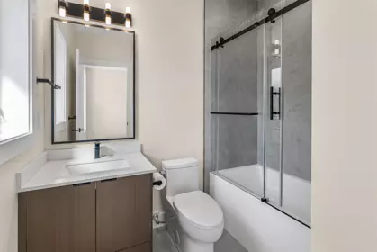 Hallway Photo of 2837 W 31st Avenue, Vancouver, BC