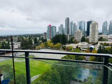 2004 4900 Lennox Lane, Burnaby, BC, Burnaby — Apartment/Condo for sale