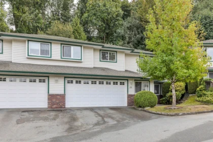 22 34250 Hazelwood Avenue, Abbotsford, BC, Abbotsford — Townhouse for sale