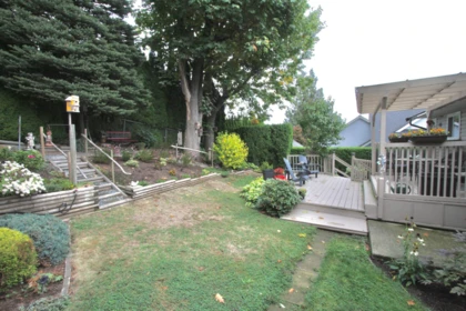 Garden / Landscaping Photo of 35807 Sunridge Place, Abbotsford, BC
