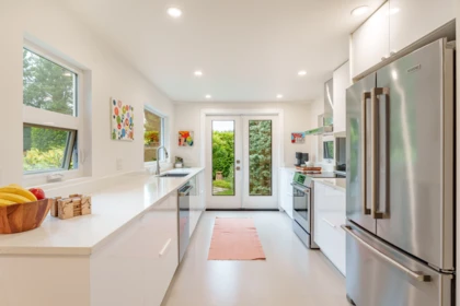 Breakfast Nook Photo of 5670 Trident Avenue, Sechelt, BC
