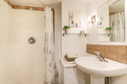 Hot Tub / Spa Photo of 5670 Trident Avenue, Sechelt, BC