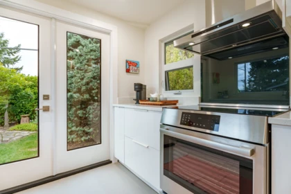 Primary Bathroom Photo of 5670 Trident Avenue, Sechelt, BC