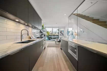 312 1647 E Pender Street, Vancouver, BC, Vancouver — Townhouse for sale