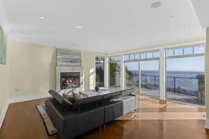 2446 Halston Court, West Vancouver, BC, West vancouver — Single Family Residence for sale
