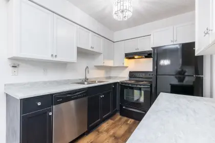 202 31855 Peardonville Road, Abbotsford, BC, Abbotsford — Apartment/Condo for sale