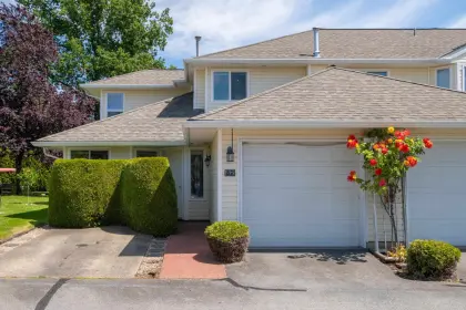 82 21928 48 Avenue, Langley, BC, Langley — Townhouse for sale