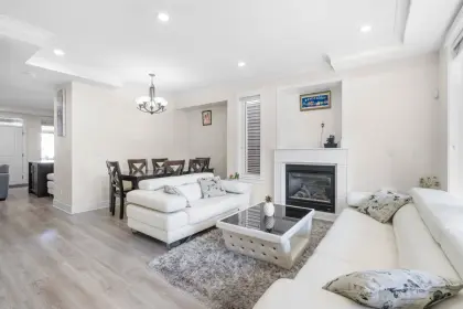 7057 148a Street, Surrey, BC, Surrey — Single Family Residence for sale
