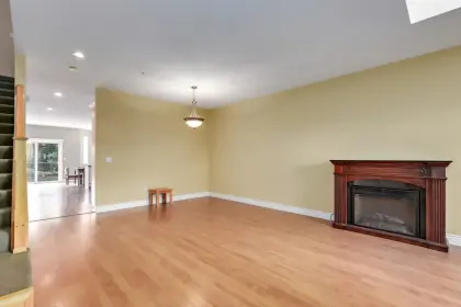 2 3171 Flint Street, Port Coquitlam, BC, Port coquitlam — Townhouse for sale