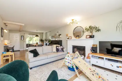 22181 Isaac Crescent, Maple Ridge, BC, Maple ridge — Single Family Residence for sale