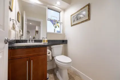 13 8500 Bennett Road, Richmond, BC, Richmond — Townhouse for sale
