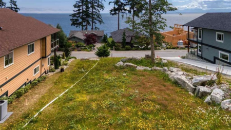 Breakfast Nook Photo of 6014 Silverstone Lane, Sechelt, BC