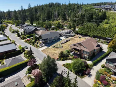 Office / Den Photo of 6014 Silverstone Lane, Sechelt, BC
