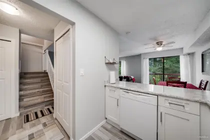 212 7144 133b Street, Surrey, BC, Surrey — Apartment/Condo for sale