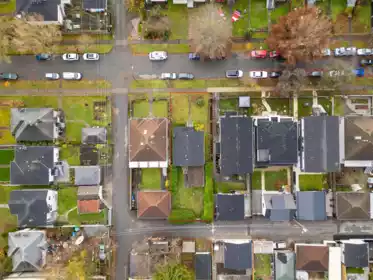 2577 E 16th Avenue, Vancouver, BC, Vancouver — Single Family Residence for sale