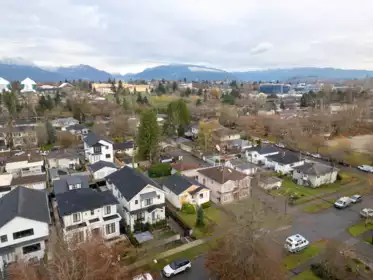 2577 E 16th Avenue, Vancouver, BC, Vancouver — Single Family Residence for sale