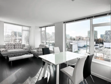 Kitchen Photo of 304 7688 Alderbridge Way, Richmond, BC