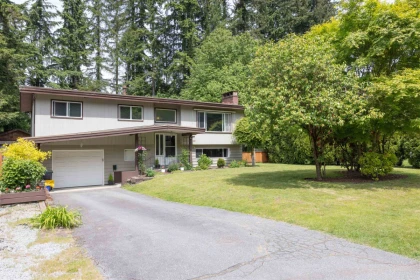 19649 41a Avenue, Langley, BC, Langley — Single Family Residence for sale