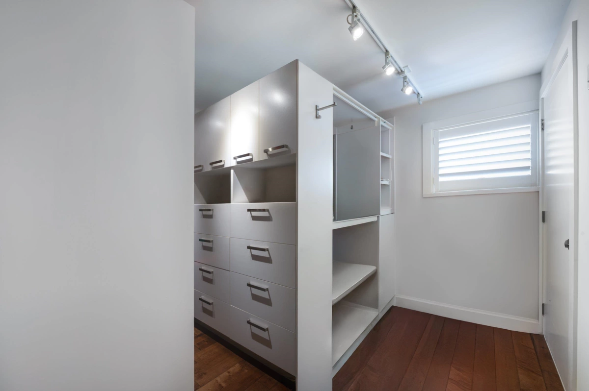 Garage Interior Photo of 1 3008 Ash Street, Abbotsford, BC