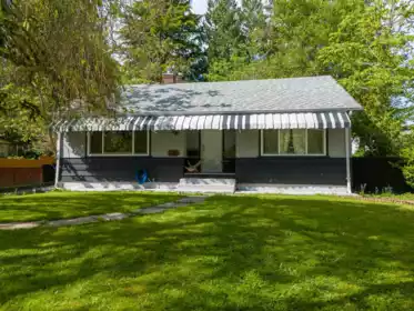 Breakfast Nook Photo of 22165 Cliff Avenue, Maple Ridge, BC