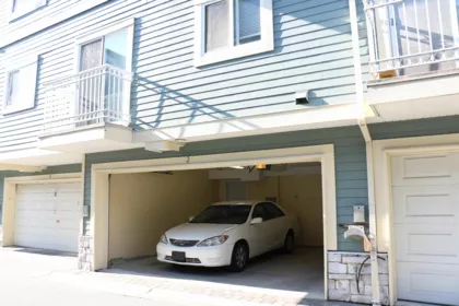 Hot Tub / Spa Photo of 3 7833 St. Albans Road, Richmond, BC